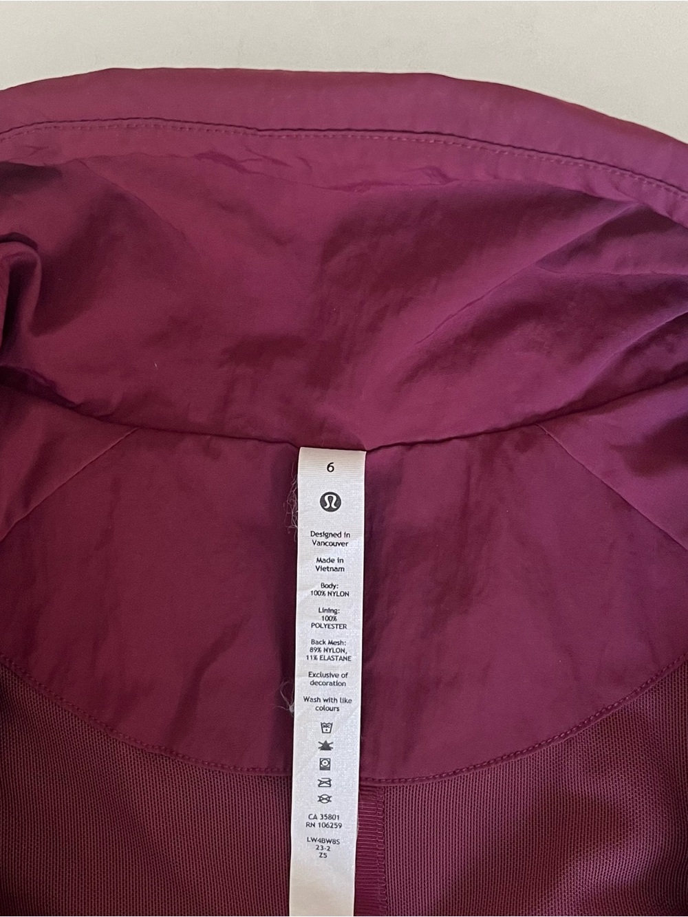 Lululemon Always Effortless Jacket Size 6 Wine Berry - Picture 11 of 14